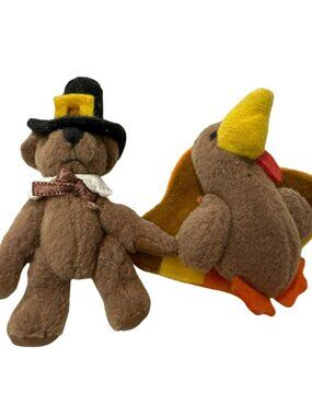 Set of 2 Thanksgiving Plush Pins Brooches Pilgrim Bear Turkey Vintage 3"